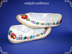 K. Viktória fehér kalocsai balerina cipő